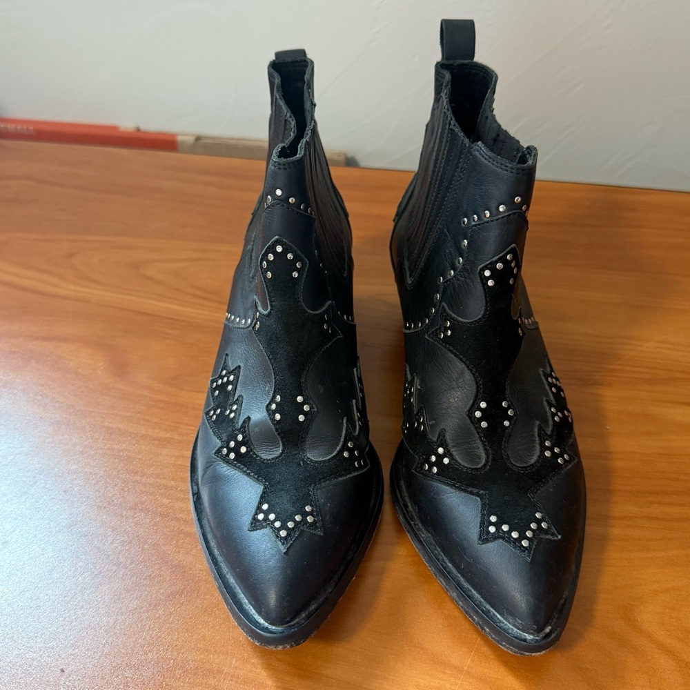 Morobe Black Leather Chelsea Boot Bootie Black Stud‎ Detail Pointed Toe Slip On